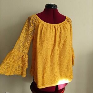 Women's Mustard Yellow Lace Bell Sleeve Boat Neck Top Long Sleeve Size Small BCX